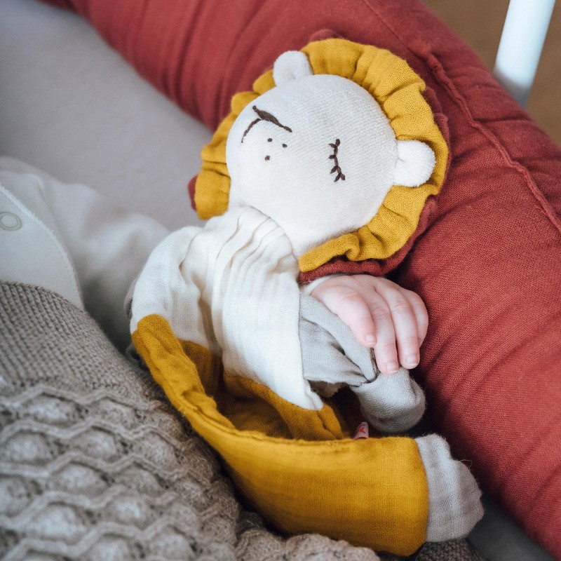 kikadu towel doll leeuw groot