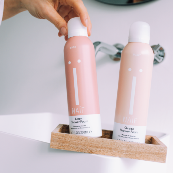 Naïf Linen Shower foam