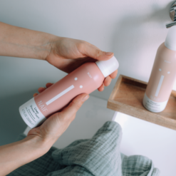 Naïf Linen Shower foam