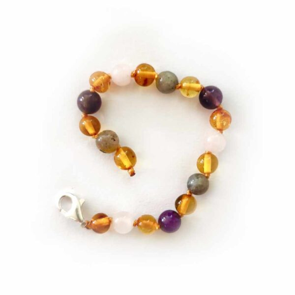 baby armbandje barnsteen, labradoriet, rozenkwarts en amethist 14 cm