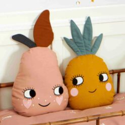 Roommate kussen peer met kussen ananas